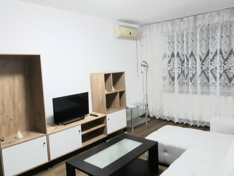 Obor, Colentina, Teiul Doamnei, stradal, 8 minute de metrou renovat mob nou